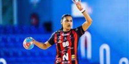 "مكنتش ناقصه والله".. مروة عيد لاعبة كرة اليد تنتقد أداء لاعبي الأهلي أمام مودرن سبورت - بلس 48
