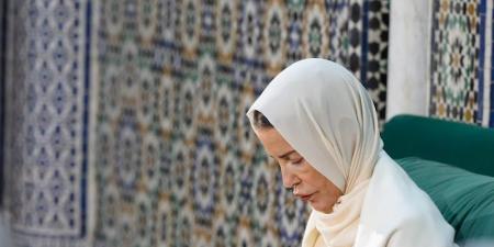الأميرة
      للا
      مريم
      تترأس
      حفلا
      دينيا - بلس 48