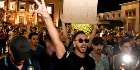 رصيف
      الصحافة:
      غضب
      الشباب
      يعلن
      هزيمة
      الأحزاب
      المغربية
      في
      التأطير - بلس 48