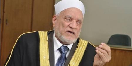 وفاة
      الدكتور
      أحمد
      عمر
      هاشم
      وتشييع
      جثمانه
      من
      الجامع
      الأزهر
      ظهر
      اليوم - بلس 48
