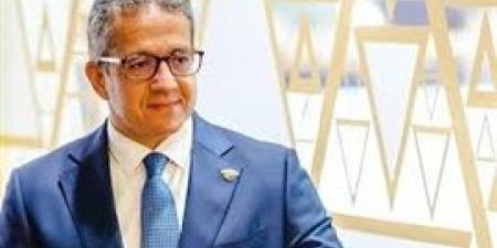 خالد
      العناني:
      فخور
      بكوني
      أول
      مصري
      وعربي
      يفوز
      بمنصب
      مدير
      اليونسكو - بلس 48