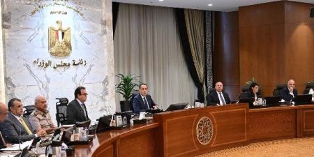 مدبولي: معرض "تراثنا" يعكس اهتمام الرئيس بالحرف اليدوية ودعم الحرفيين - بلس 48