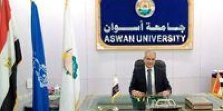12
      عالمًا
      من
      أبناء
      جامعة
      أسوان
      ضمن
      قائمة
      أفضل
      2%
      من
      علماء
      العالم
      لعام
      2025 - بلس 48