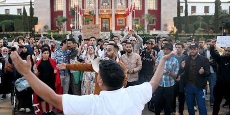 منظمات
      تربوية
      تنتقد
      "تجاهل
      الشباب" - بلس 48