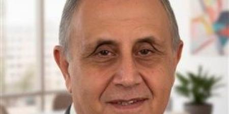القضاء
      ينصف
      عاطف
      ديوان
      ويعيده
      الي
      انتخابات
      نادي
      الشمس - بلس 48