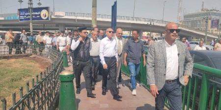محافظ القاهرة يتفقد المنطقة المحيطة بميدان رمسيس لمتابعة أعمال تخطيط الميدان - بلس 48