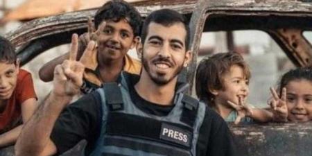 من
      عدسة
      الحقيقة
      للرحيل
      رميا
      بالرصاص..
      حكاية
      استشهاد
      الصحفي
      الفلسطيني
      صالح
      الجعفراوي - بلس 48