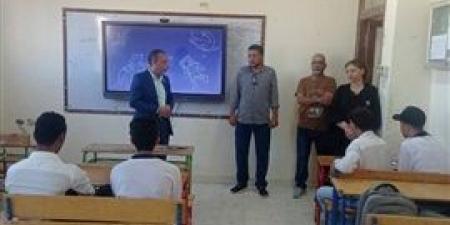 مدير
      الإدارة
      يشيد
      بانضباط
      الدراسة
      وتفعيل
      منظومة
      التقويم
      بمدرسة
      المجمع
      التعليمي - بلس 48