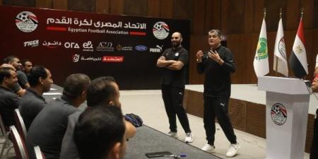 تحديد أفضل زوايا التصوير.. أوسكار يجتمع مع حكام تقنية الفيديو بعد عودته من تشيلي - بلس 48