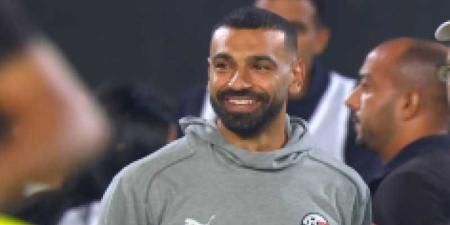 محمد
      صلاح
      يتحدث
      عن
      قدوته
      وذكرياته
      الكروية:
      ”دعمني
      والدي
      والظاهرة
      رونالدو
      ملهمي” - بلس 48