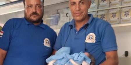 ولادة مفاجئة داخل سيارة إسعاف أثناء احتفالات مولد السيد البدوي بطنطا - بلس 48