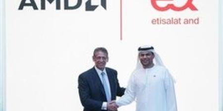 "إي
      آند
      الإمارات"
      وAMD
      توقعان
      اتفاقية
      تعاون
      استراتيجي
      لاستكشاف
      مجالات
      استخدام
      الذكاء
      الاصطناعي - بلس 48