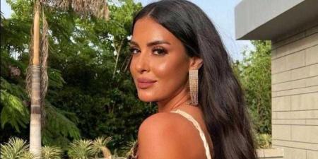 ميرنا
      نور
      الدين
      تشارك
      جمهورها
      بأحدث
      ظهور - بلس 48