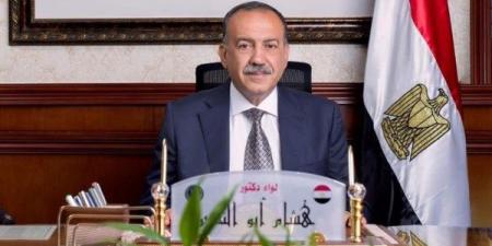 ​"وداعاً لساعات السفر".. خط طيران منتظم يربط أسيوط بالقاهرة أسبوعيًا.. والمحافظ يعلن التفاصيل - بلس 48