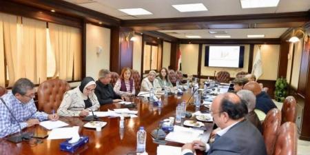 لجنة
      التدريب
      والتأهيل
      وبحوث
      الإعلام
      تعقد
      أول
      اجتماعاتها - بلس 48