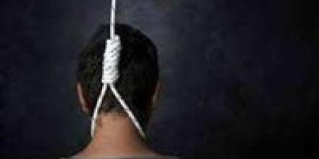 رفض
      والده
      ذهابه
      للمدرسة..
      طالب
      إعدادي
      ينهي
      حياته
      شنقا
      بالغربية - بلس 48