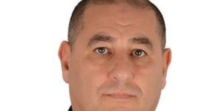 بعد
      أدائه
      اليمين
      عضو
      بمجلس
      الشيوخ..
      النائب
      حازم
      حمادة
      :
      سابذل
      كل
      الجهود
      المخلصة
      لخدمة
      الوطن
      والمواطن - بلس 48