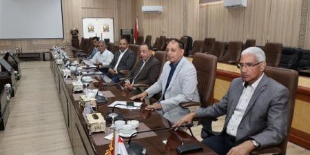انعقاد
      اللجنة
      التنسيقية
      للخدمات
      المقدمة
      من
      جامعة
      قنا
      للجامعة
      الأهلية - بلس 48
