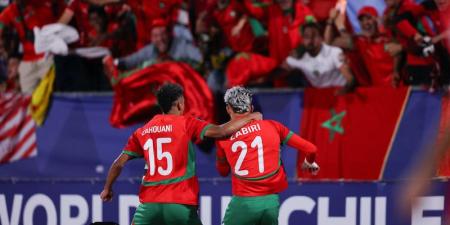 تتويج
      منتخب
      "الأشبال"
      بالمونديال
      ..
      حين
      يلتقي
      اللعب
      بالجد
      والوطن
      بالحلم - بلس 48