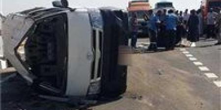 إصابة
      9
      أشخاص
      في
      حادث
      انقلاب
      ميكروباص
      على
      طريق
      بنها
      شبرا
      الحر
      بالقليوبية - بلس 48