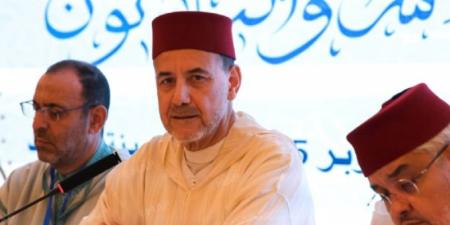 عبادي
      يدعو
      العلماء
      إلى
      مواكبة
      الواقع - بلس 48