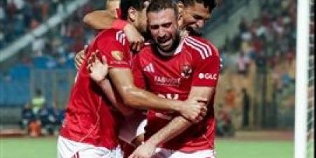 بهدف
      نظيف
      الأهلي
      يصعد
      لدور
      المجموعات
      بعد
      تغلبه
      على
      إيجل
      نوار - بلس 48