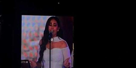 سوما
      تفتتح
      الدورة
      33
      لمهرجان
      الموسيقى
      العربية
      بحضور
      جماهيري
      كبير - بلس 48