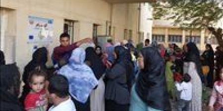 جامعة
      سوهاج:
      فحص
      وعلاج
      ٤٢٩
      مريضا
      بالقافلة
      الطبية
      بقرية
      نيدة - بلس 48