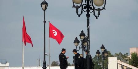 قرار
      بتعليق
      نشاط
      "جمعية
      النساء
      الديمقراطيات"
      يثير
      استنكارا
      في
      تونس - بلس 48