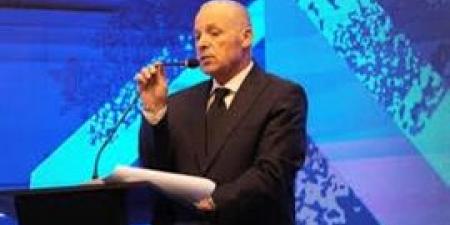 أبو
      ريدة
      يكشف
      تفاصيل
      أزمة
      منتخب
      مصر
      الثاني
      وعقوبة
      دونجا
      وطلب
      تأجيل
      مباريات
      الدوري - بلس 48