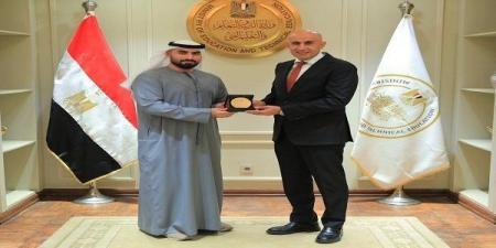 وزير
      التربية
      والتعليم
      يقود
      شراكة
      تعليمية
      بين
      مصر
      والإمارات
      لتطوير
      التعليم
      الفني - بلس 48