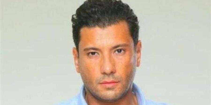 إسلام بحيري يسدد 20 ألف جنيه كفالة فى قضية إصدار شيكات بدون رصيد - بلس 48