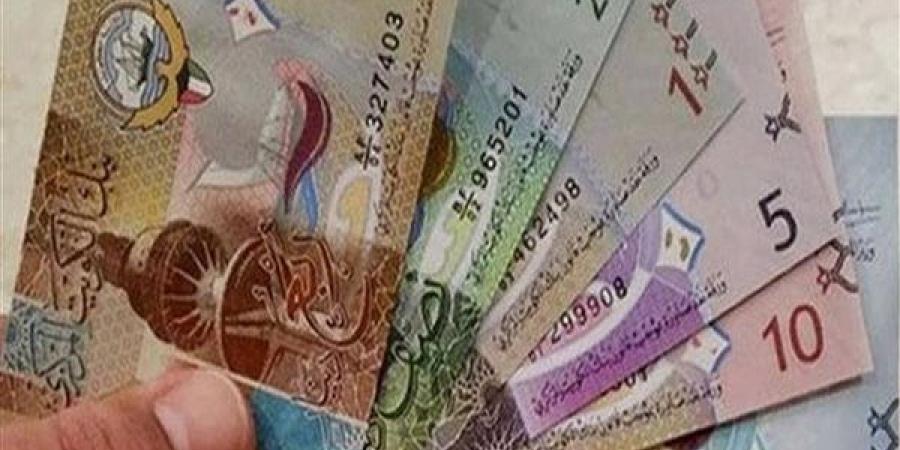 بالبلدي: سعر الدينار الكويتي مقابل الجنيه اليوم الجمعة - بلس 48