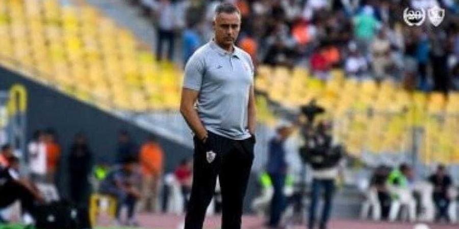 قبل لقاء السوبر بساعات.. جوميز يلقي محاضرة على لاعبي الزمالك - بلس 48