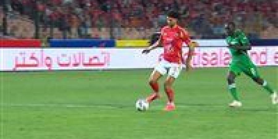 وسام أبو علي يقود هجوم الأهلي أمام الزمالك في ليلة السوبر الإفريقي - بلس 48