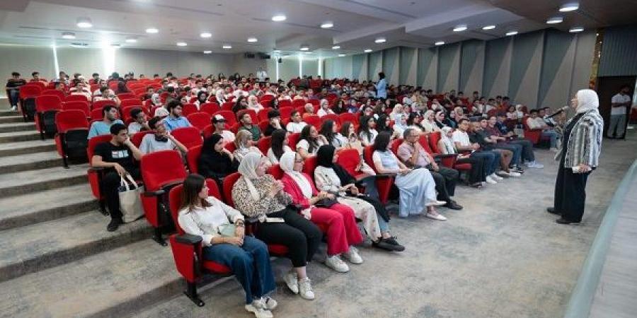 جامعة مصر للمعلوماتية بوابة العبور إلي المستقبل.. وتستقبل طلابها الجدد في اليوم الإرشادي - بلس 48