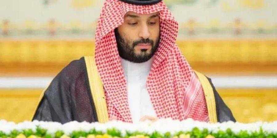 ولي العهد السعودي يطمئن الجميع على صحة الملك سلمان - بلس 48