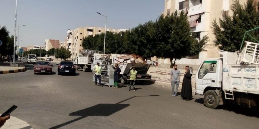 حملات مكثفة ومتواصلة لجهاز مدينة الشروق لرفع الإشغالات - بلس 48