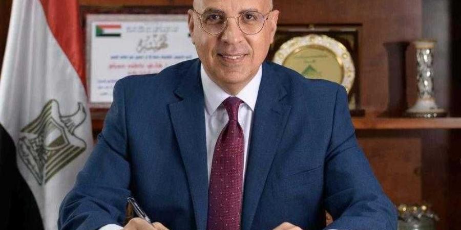 وزير الري يلتقي مدير مكتب مصر في برنامج الأمم المتحدة للمستوطنات البشرية - بلس 48