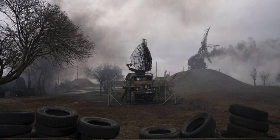 إطلاق رشقة صاروخية كبيرة من جنوب لبنان باتجاه شمال إسرائيل - بلس 48