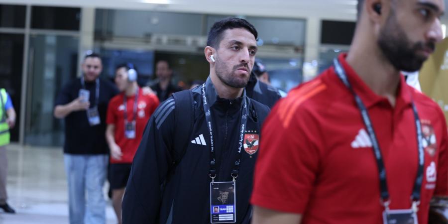 السوبر المصري.. الأهلي يصل استاد محمد بن زايد لمواجهة الزمالك - بلس 48