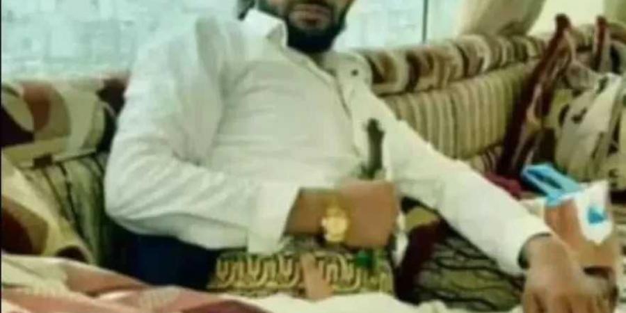 مقتل شيخ قبلي وإصابة آخرين برصاص مسلحين في إب إثر خلاف على أرض مسجد