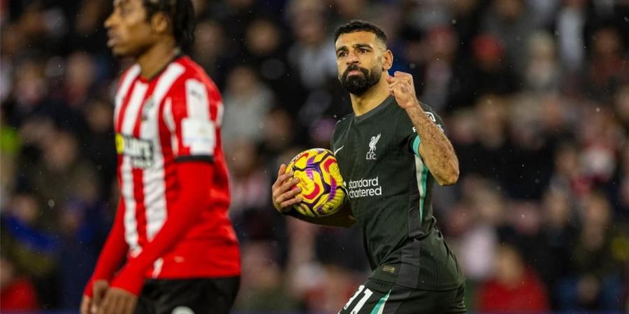 أسبوع المحترفين | محمد صلاح يسطع في سماء ليفربول ومرموش يتوقف عن التسجيل - بلس 48