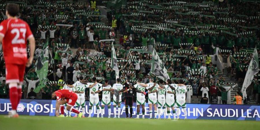 رياض محرز يقود الأهلي للفوز أمام الوحدة (1-0) في دوري روشن السعودي - بلس 48