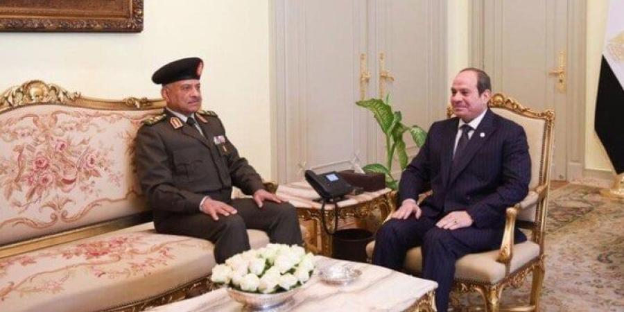 عاجل| الرئيس السيسي يستقبل الفريق أول عبد المجيد صقر وزير الدفاع والإنتاج الحربي - بلس 48