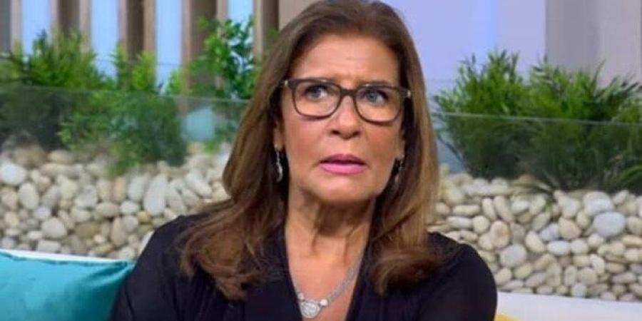 في ذكرى وفاة شقيقها.. ميرفت أبو عوف لـ «الأسبوع»: فقدت الأيام الحلوة برحيله - بلس 48