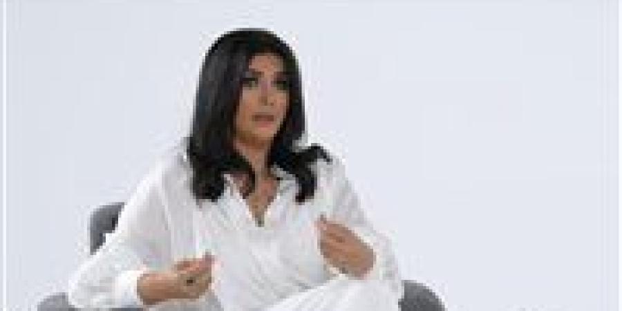 بعد الفنانة الدنماركية.. منى الشاذلي تعتذر لفنانين آخرين بعد سرقة مها الصغير لوحاتهم: "نحترم المبدعين الحقيقيين" - بلس 48