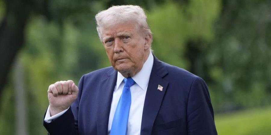 ترامب يهدد : سنفرض 10% رسوم جمركية على دول بريكس فى القريب العاجل - بلس 48