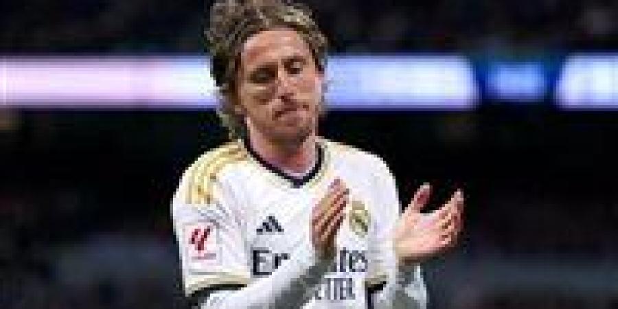رسمياً.. لوكا مودريتش يغادر ريال مدريد بعد وداع كأس العالم للأندية - بلس 48