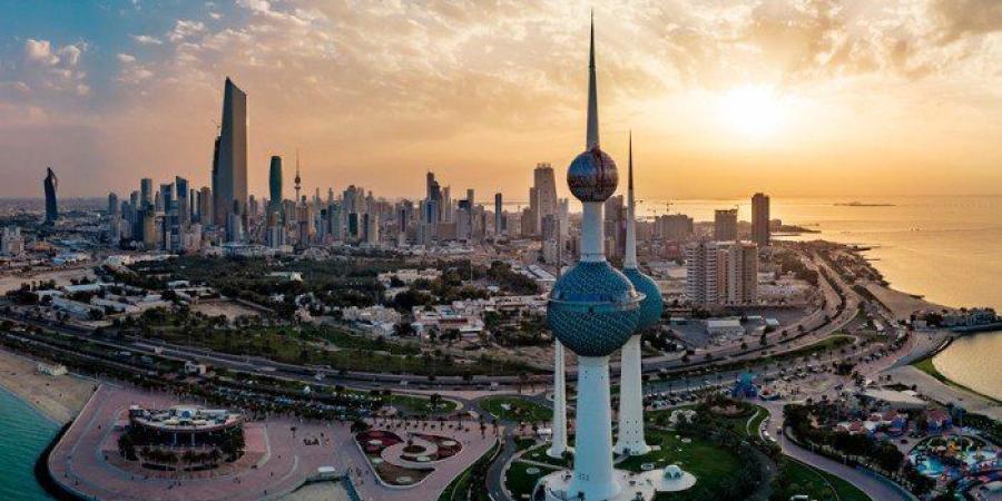 طقس الكويت اليوم الثلاثاء.. شديد الحرارة ورطب نسبياً نهاراً حار إلى مائل للحرارة ليلاً والعظمى 49 درجة - بلس 48